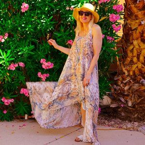 Love Kyla Snake Print High-Low Maxi Dress. Size small.
